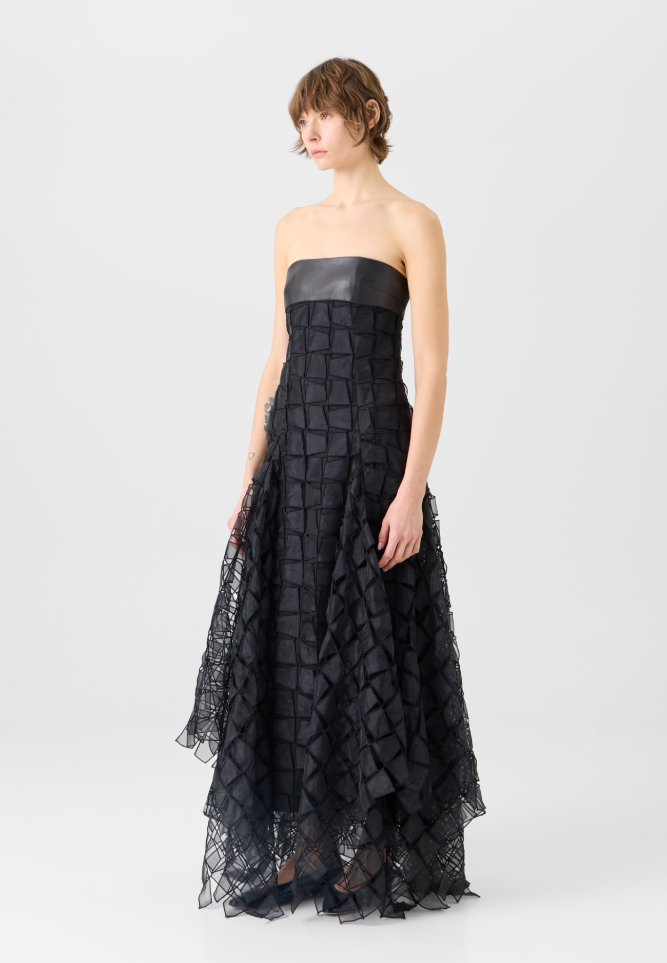 Organza Trapezoid Embroidery Strapless Gown